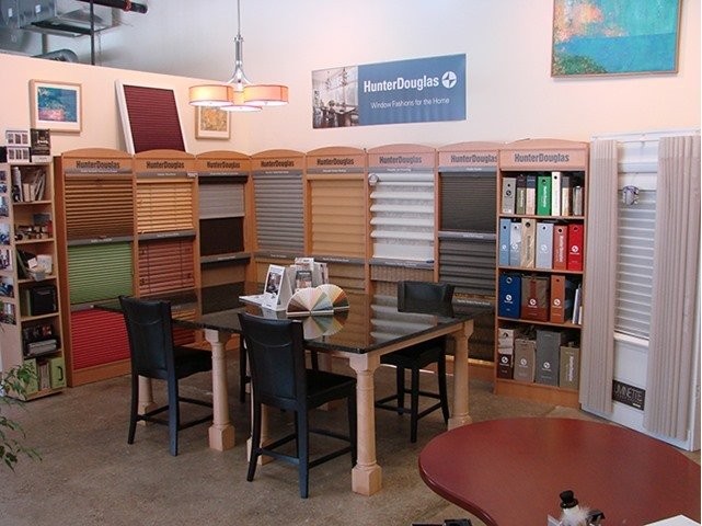 Hunter Douglas Dealer Image